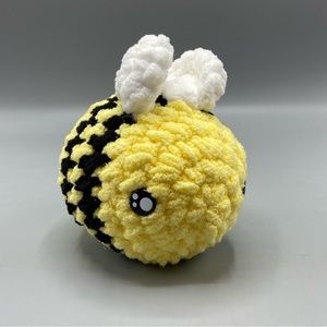 Bee crochet plush handmade new regular size soft kawaii